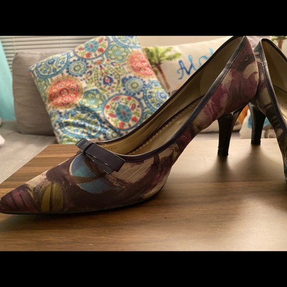 Purple Swirl Anne Klein Size 10 Women’s Heel - Picture 1 of 5